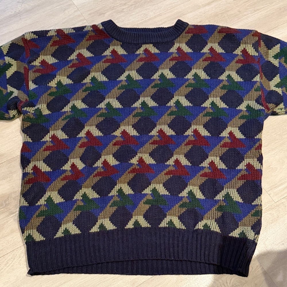 Geometric Pattern Crewneck Sweater